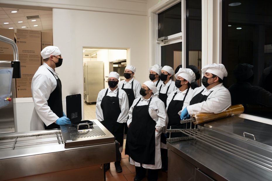 Kitchen Helper Jobs in Australia For Foreigners